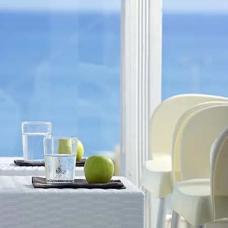 Hotel Coral Hotel 3*