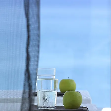 Coral Hotel 3*